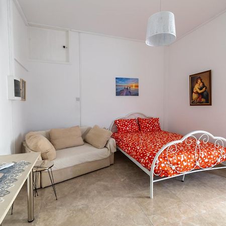 Studio In The Heart Of The City Paphos Exterior foto